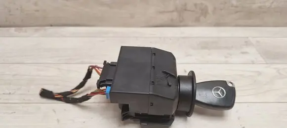 Mercedes-Benz A W169 Ignition lock 1695451308 04156905 9001369731406101