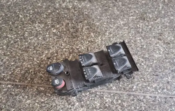 Honda Civic Electric window control switch