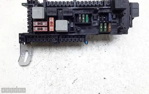 Mercedes-Benz C W204 Fuse module
