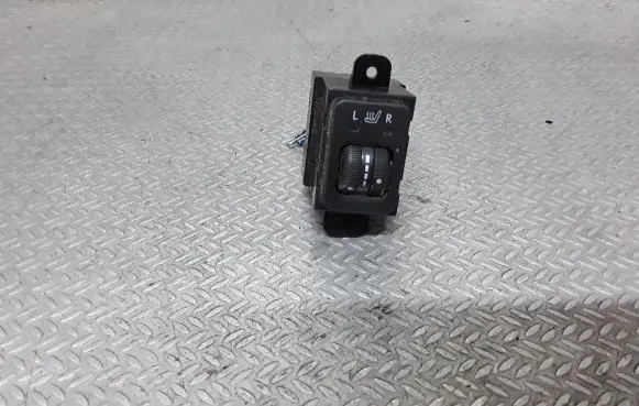 Subaru Forester SH Seat heating switch