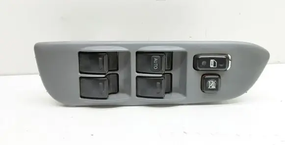 Toyota RAV 4 (XA20) Electric window control switch 8482042090