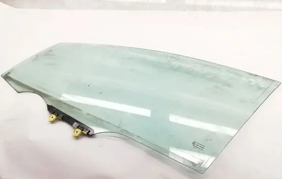 Toyota Corolla E210 E21 Front door window glass four-door 