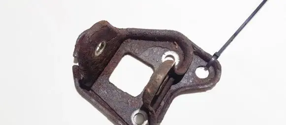 Alfa Romeo 166 Bracket in trunk/boot 