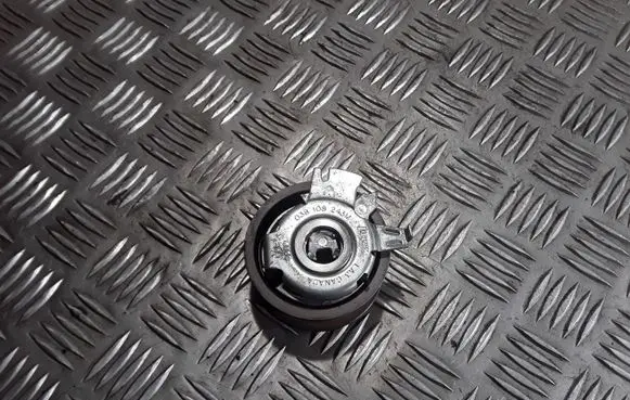 Audi A4 S4 B7 8E 8H Timing belt/chain tensioner 038109243