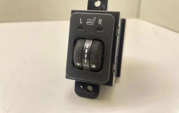 Subaru Forester SH Seat heating switch