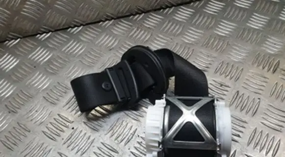 BMW 1 F20 F21 Front seatbelt S1724330702