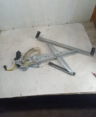 KIA Sorento Front door window regulator with motor 824503E000 XH601PA