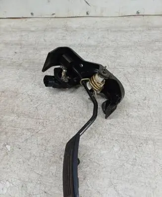 Toyota Corolla Verso E121 Accelerator throttle pedal 7811135030