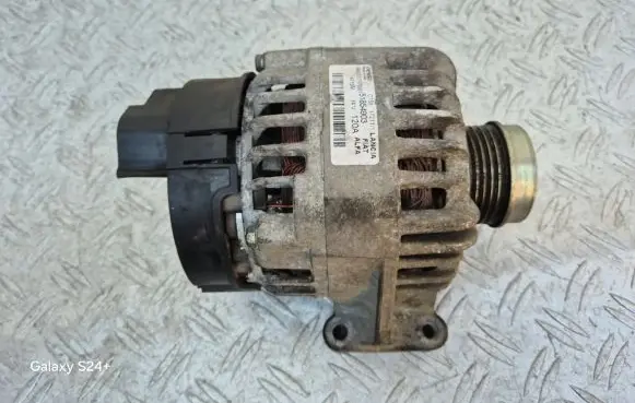 Alfa Romeo Giulietta Generator/alternator 51854903 MS1012101081