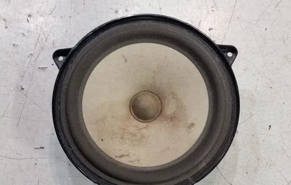 Audi A6 S6 C5 4B Front door speaker 4B0035411