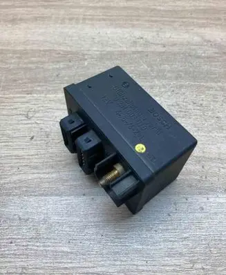 Citroen C5 Glow plug pre-heat relay 0281003018