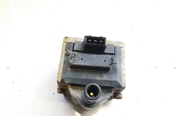 Volkswagen Caddy High voltage ignition coil 138415