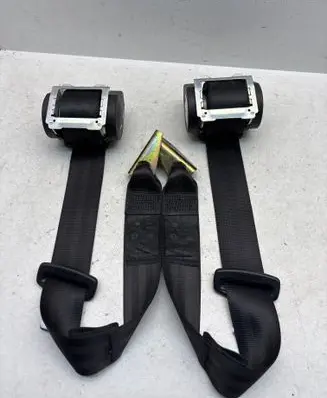 Volkswagen Golf V Rear seatbelt 1K6857806F A0G604358200 1K6857805F