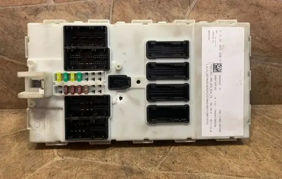 BMW 3 F30 F35 F31 Central body control module 6825538