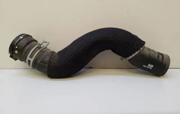 Chrysler Pacifica Heater radiator pipe/hose 68217327AB
