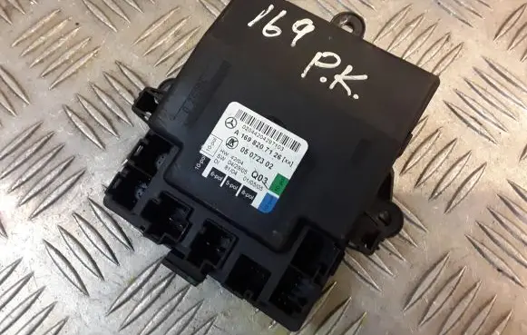 Mercedes-Benz A W169 Door control unit/module 1698207126 A1698207126