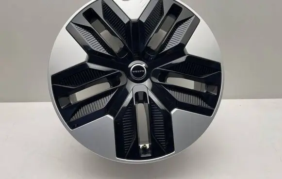 Volvo EX30 R18 alloy rim 80000277