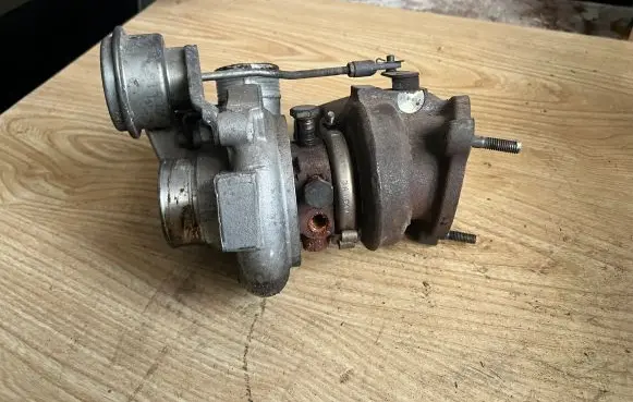 Volvo S60 Turbo 4937706103 3101089 8658096