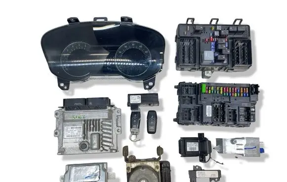 Ford Mondeo MK V Engine ECU kit and lock set DS7112B684UE 7721SA52790904 FS7A12A650CVF