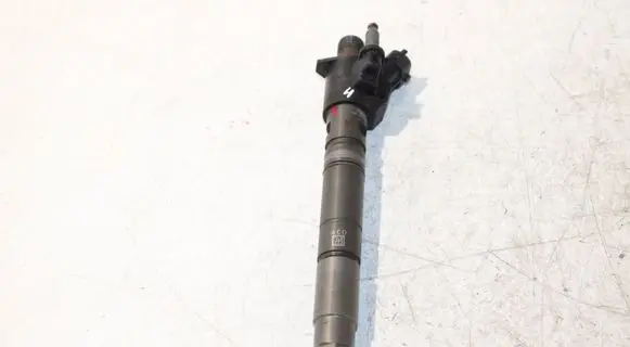 Volvo V70 Fuel injector 31272767 0445116036