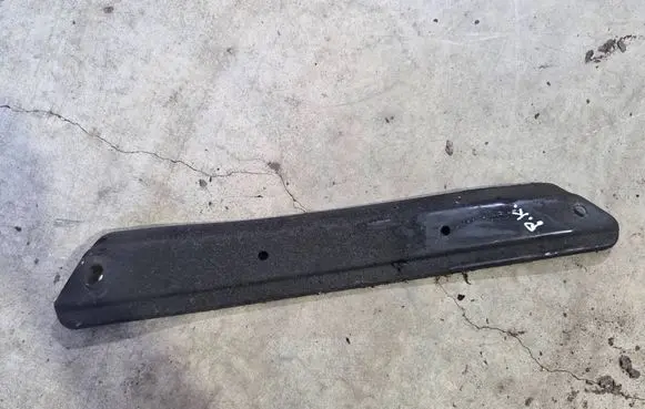 Radiator support slam panel bracket