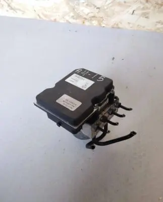 Audi A4 S4 B8 8K ABS Pump 8K0907379AK 9018R0289