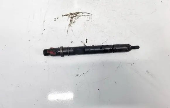Audi A6 S6 C5 4B Fuel injector 059130201G