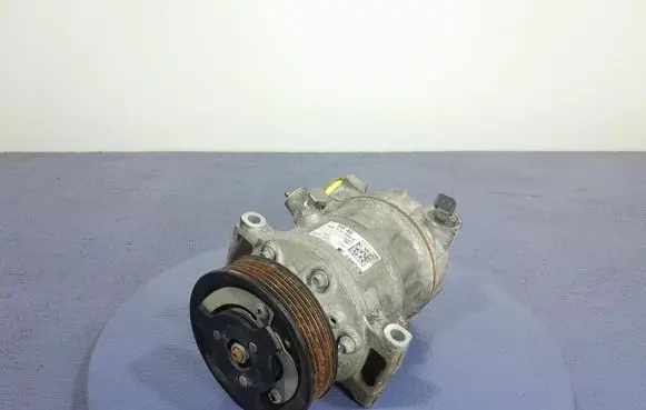 Skoda Octavia Mk3 (5E) Air conditioning (A/C) compressor (pump) 5Q0816803E
