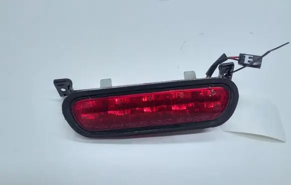 KIA Sorento Third/center stoplight 927003E0
