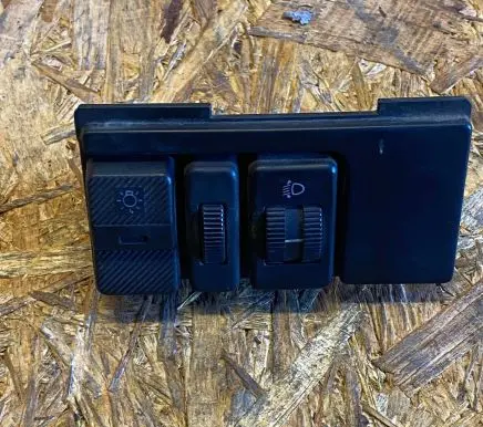 Volkswagen Transporter - Caravelle T4 Headlight level height control switch 701858099