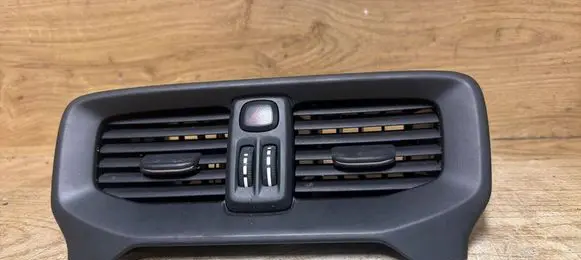 Volvo V40 Dash center air vent grill 1284618 313702 30780844