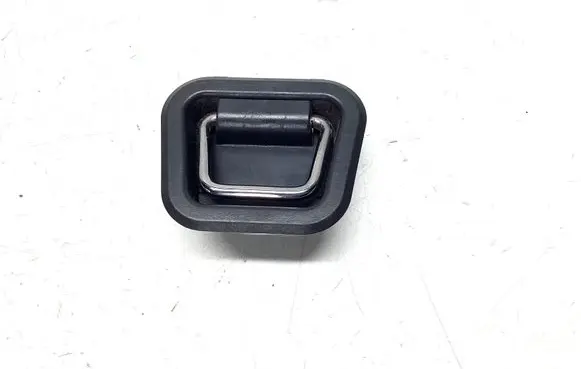 Volvo V60 Tie down hook / loop 