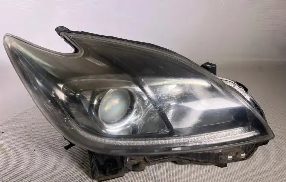 Toyota Prius (XW20) Headlight/headlamp