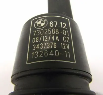 BMW 1 F20 F21 Windscreen/windshield washer pump 67.12730258801