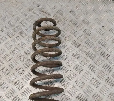 BMW 5 E39 Rear coil spring