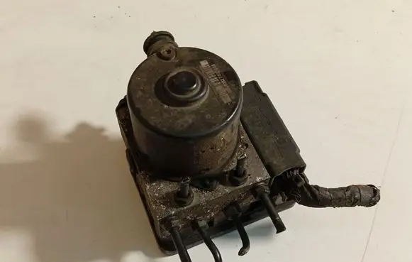 Audi A3 S3 8P ABS Pump 1K0907379K