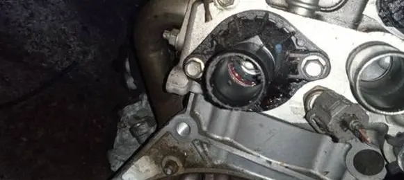 Toyota Aygo AB10 Engine coolant pipe/hose