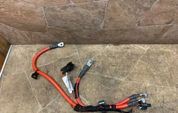 Mercedes-Benz B W246 W242 Positive cable (battery) A2465406607