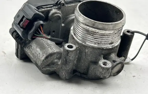Audi A4 S4 B8 8K Throttle valve 03L128063T 1905141400 A2C83076400
