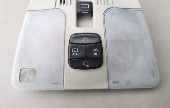 Mercedes-Benz E W210 Front seat light 1408300008 36017043