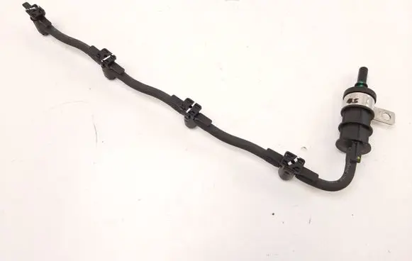 Renault Laguna III Fuel line pipe