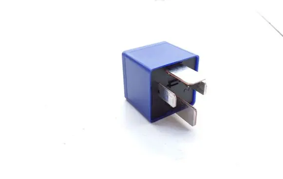 Dacia Sandero Other relay V23136J4X60 8200587121