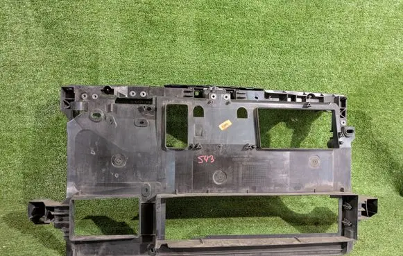 Renault Megane IV Radiator support slam panel 