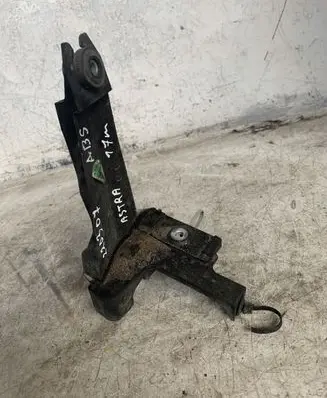 Opel Astra K ABS pump bracket 39017042