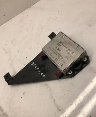 Audi A6 S6 C6 4F Antenna control unit 8E0035456C 09104112