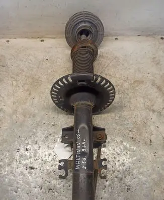 Volkswagen Multivan T5 Front shock absorber/damper
