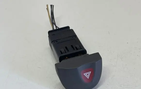 Renault Scenic I Hazard light switch 25177 435536 25174