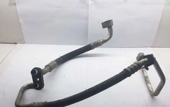 Opel Astra H Air conditioning (A/C) pipe/hose 
