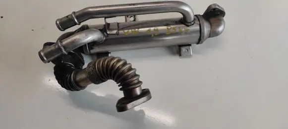 Volkswagen PASSAT B5 EGR valve cooler 028131521AD