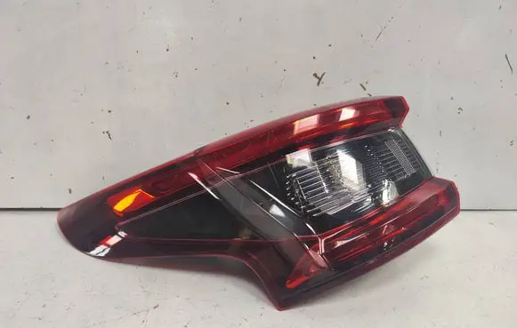 Nissan Qashqai Rear/tail lights 26555HV00A